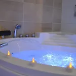 Nouveau*le Bois Etoile*balneo*massage*detente*wifi*netflix*self-checkin Apartman *